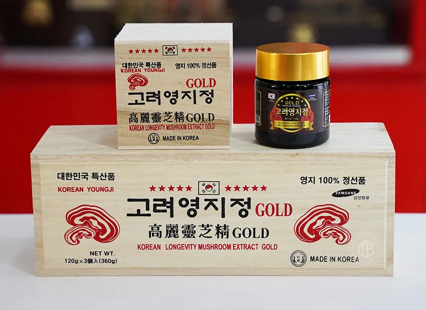 Cao linh chi sao đỏ Hàn Quốc Gold hộp gỗ 3 lọ x 120g